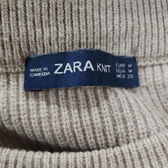 Zara Sweater - Picture 4 of 6
